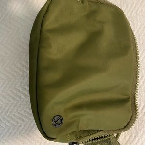 Lululemon belt bag